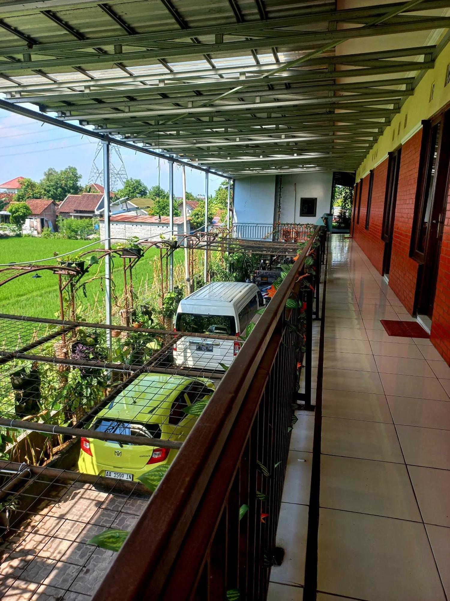 Hotel Omah Cepit Bagian luar foto